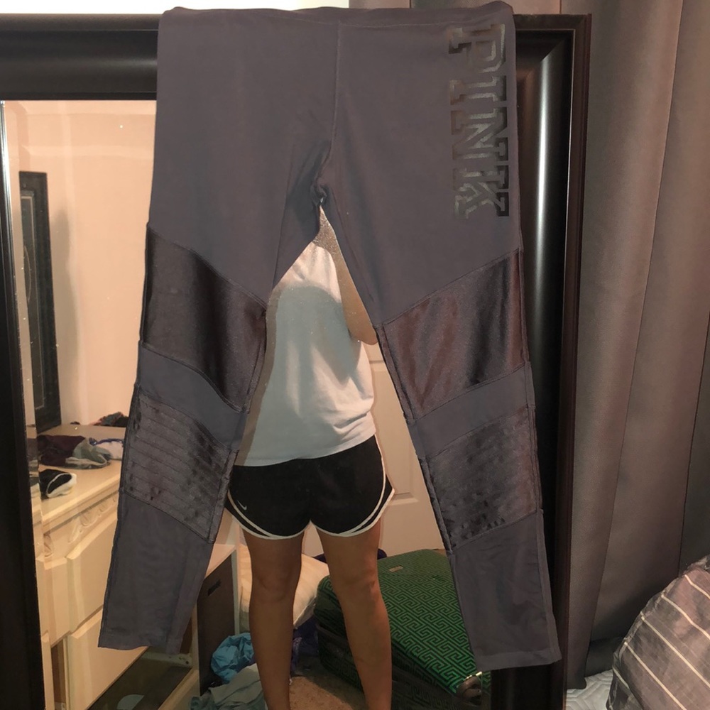 Victoria’s Secret workout leggings